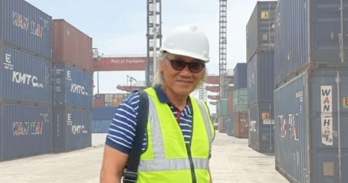 Status Buruh Bongkar Muat 'Abu-Abu' & Disnaker Abai