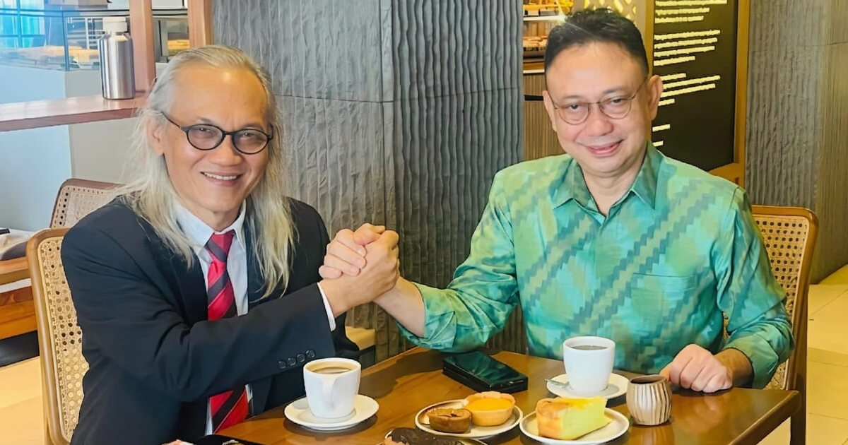 Herman Hofi Puji Wali Kota Pontianak Antar Jemaah Haji ke Batam